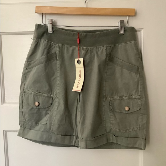 Wearables khaki green cargo short new with tag. Super soft - Picture 1 of 5